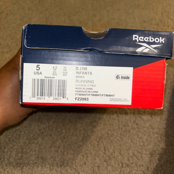 Gently worn toddler white Reebok Classic size 5. - Picture 8 of 8